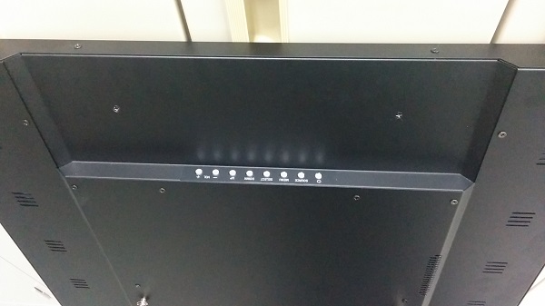 デジタルサイネージ 電子看板 D-SMART42型 高輝度700cdタイプ スタンド式　屋内用 受注生産品
